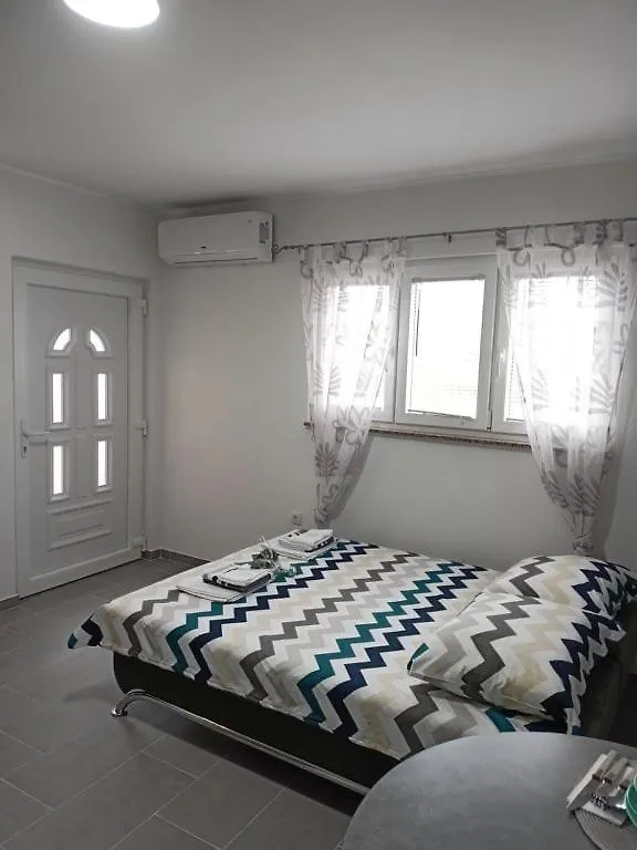 Ferienwohnung Studio Apartman Maria Kaštela Apartment