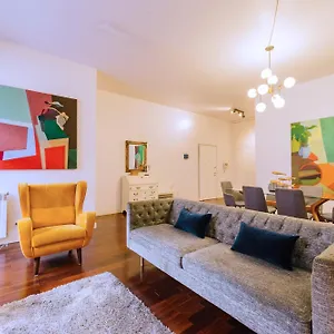 Chiado 2 Bedroom Elegant , Lisboa Portugal